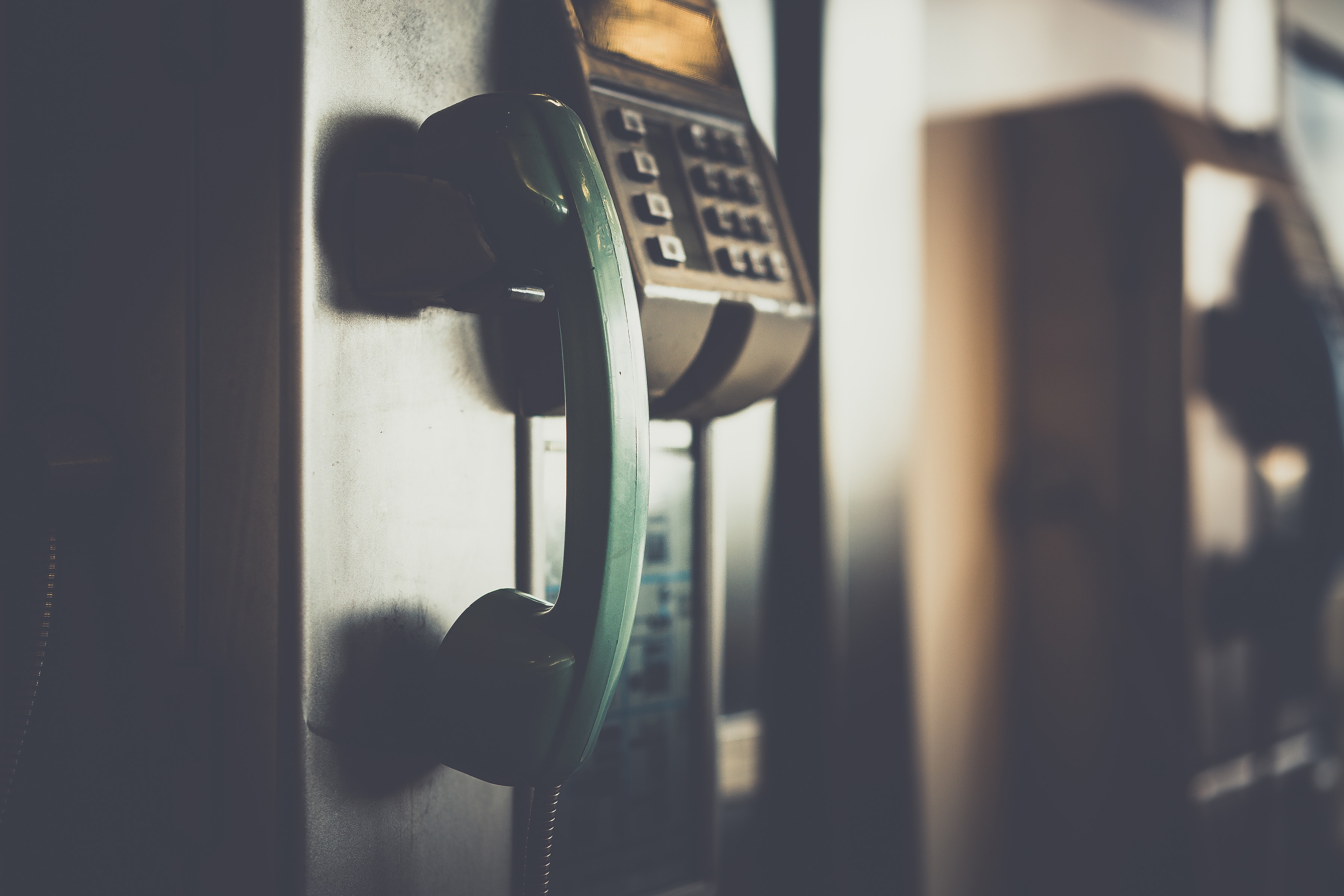 phone- hinting host families that they can get in touch anytime